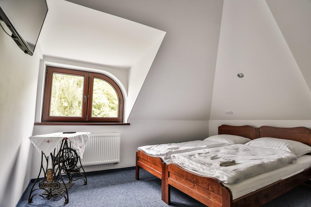 Bed and Breakfast W Starym Mlynie Milicz Habitación foto